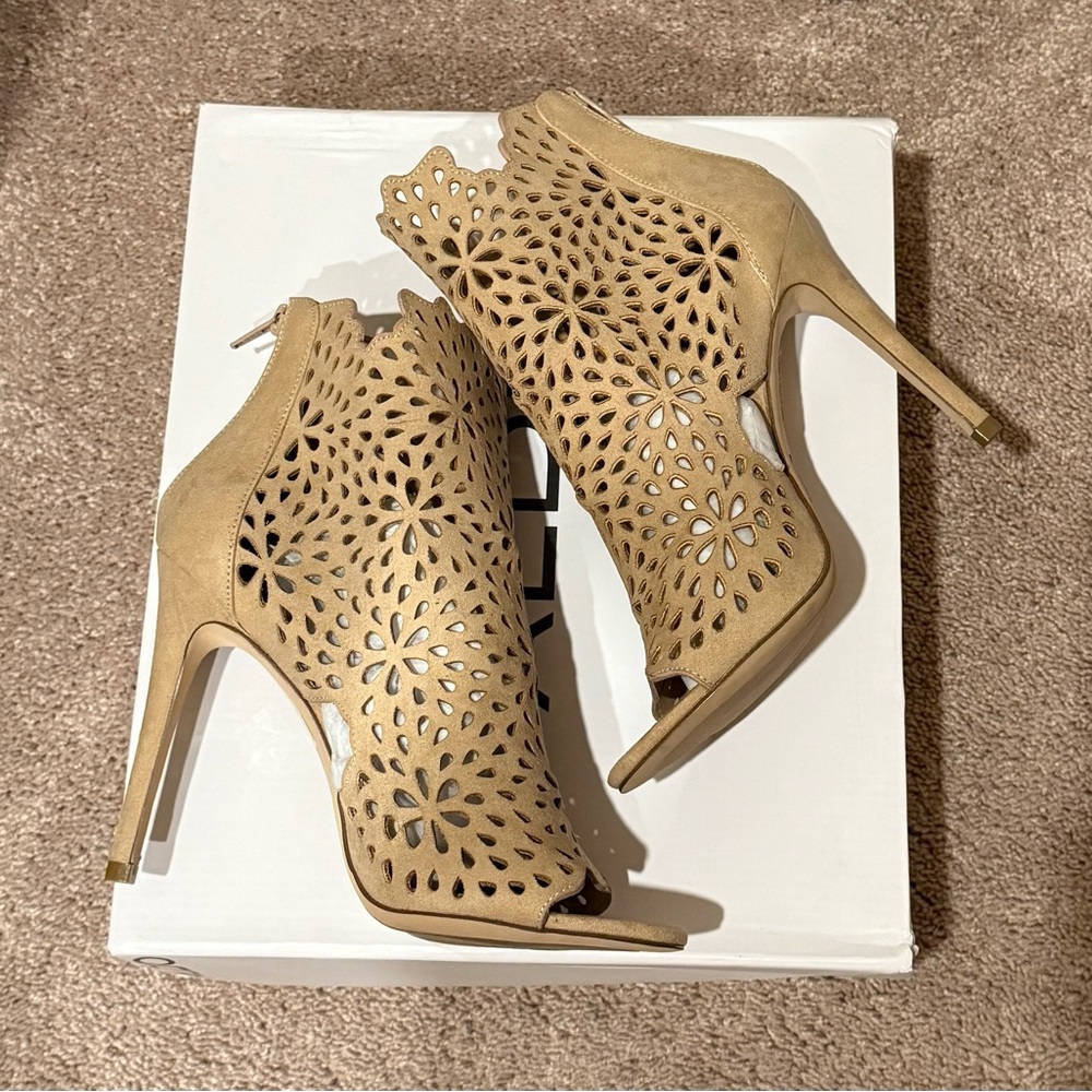 Aldo laser cut bootie heels, tan
